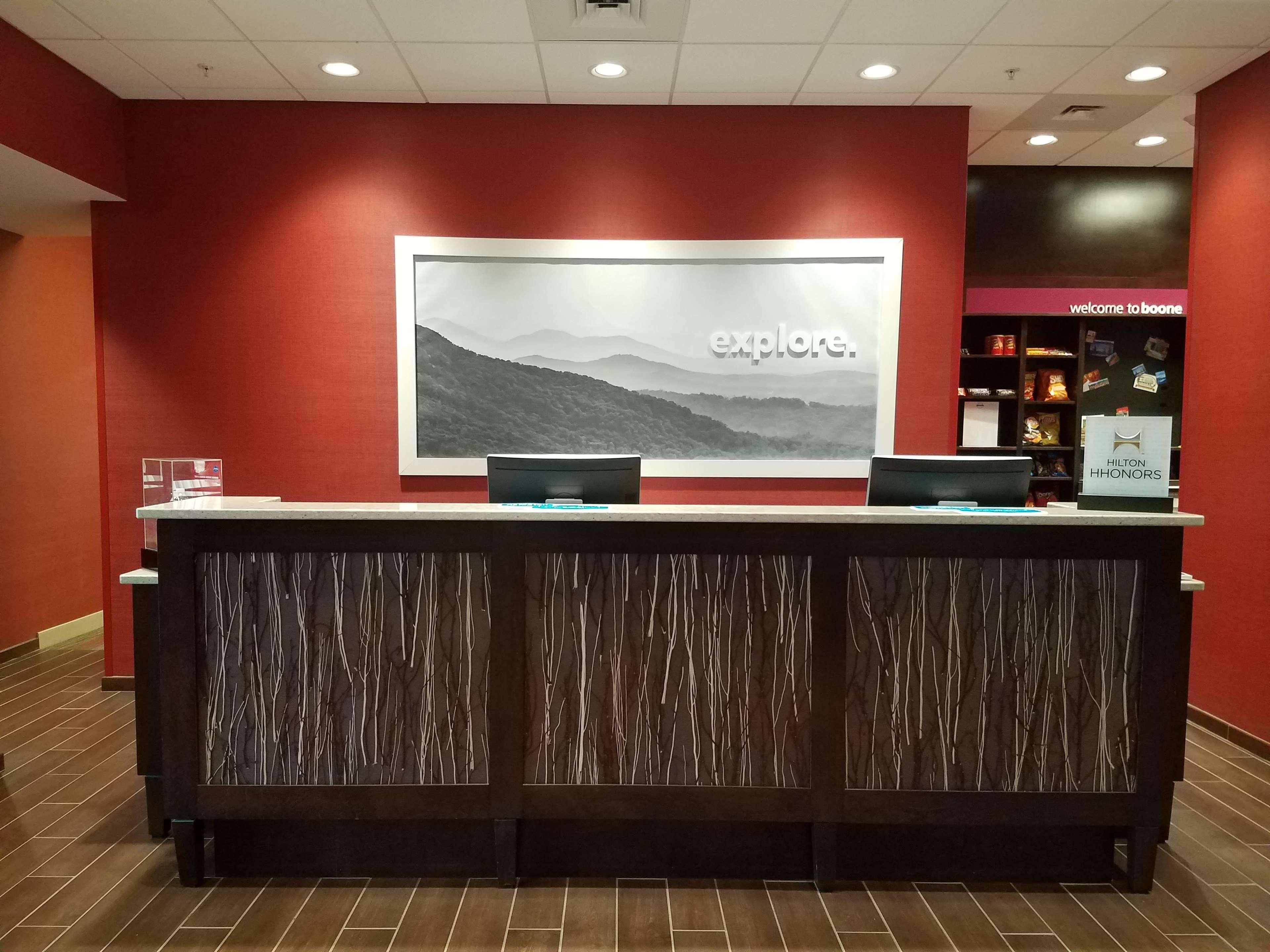 Hampton & Boone, Nc Hotel